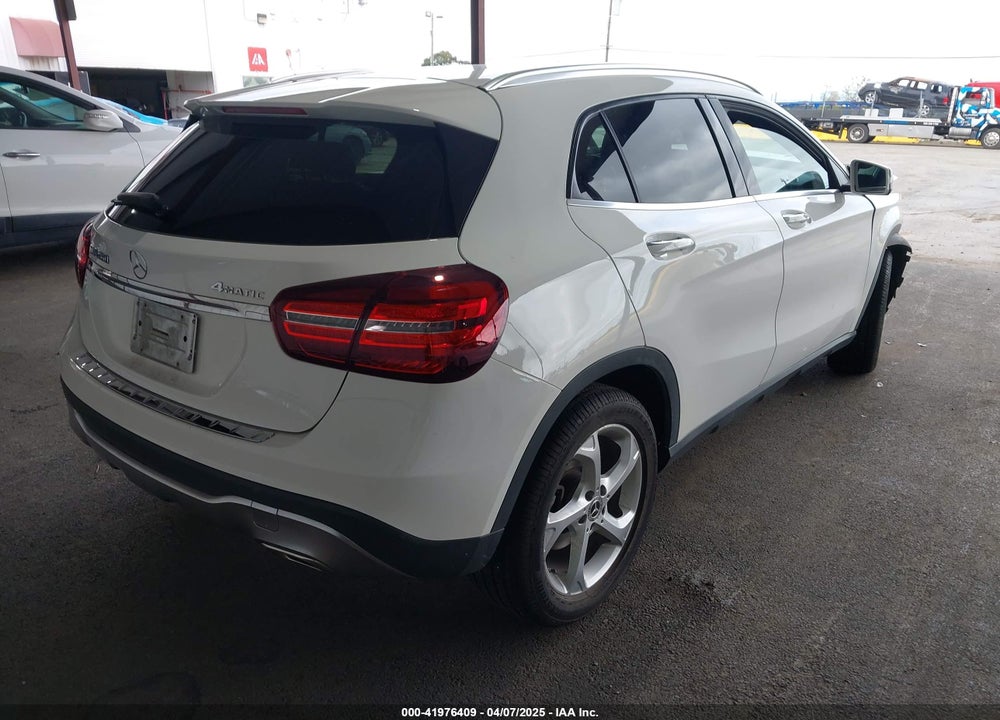 2020 MERCEDES-BENZ GLA 250 4MATIC VIN: W1NTG4GB0LU030774