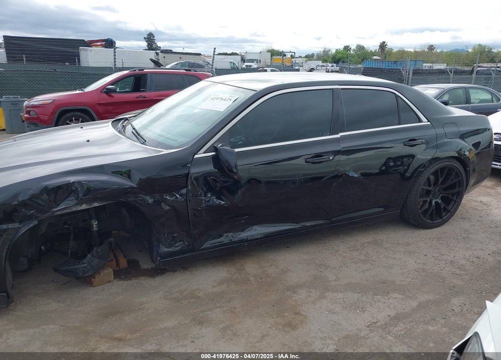 2013 CHRYSLER 300 VIN: 2C3CCABG9DH551117