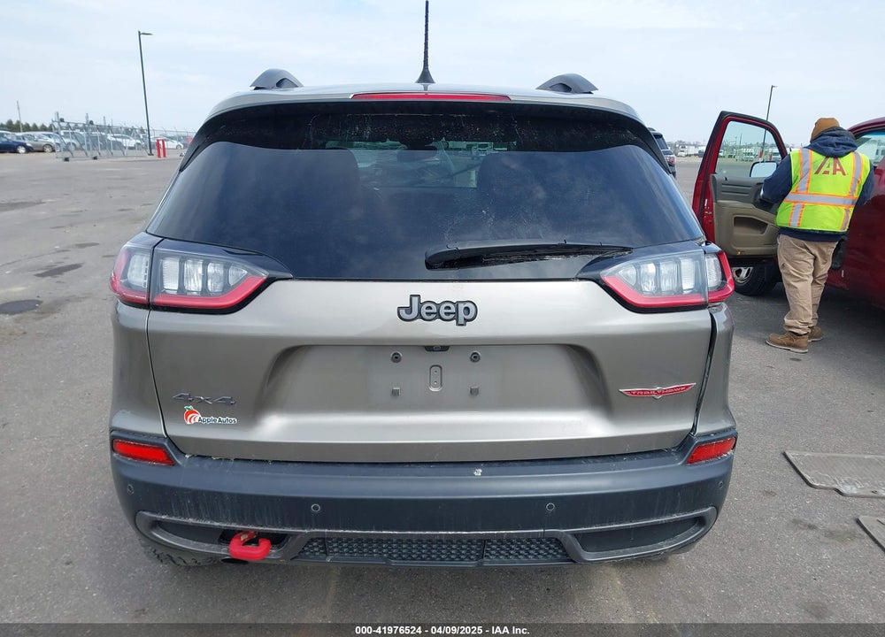 2019 JEEP CHEROKEE TRAILHAWK 4X4 VIN: 1C4PJMBX0KD437411