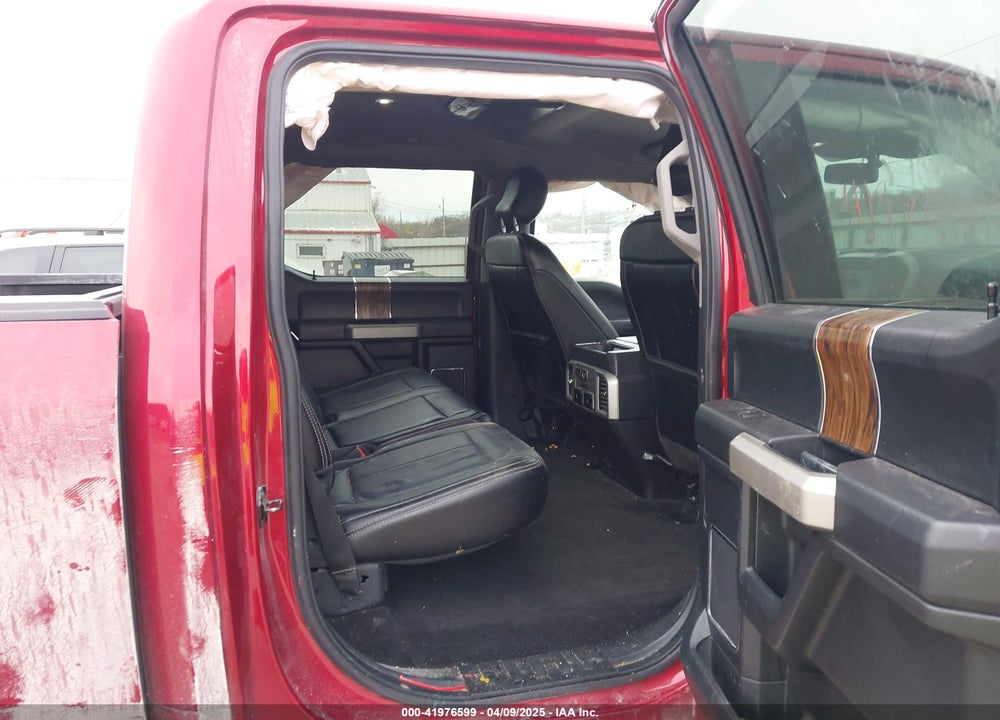 2018 FORD F-150 LARIAT VIN: 1FTFW1EG7JKC38972
