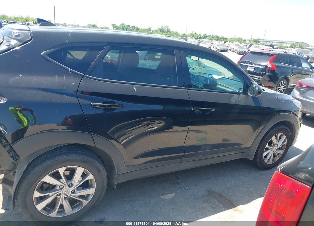 2019 HYUNDAI TUCSON SE VIN: KM8J23A45KU060400