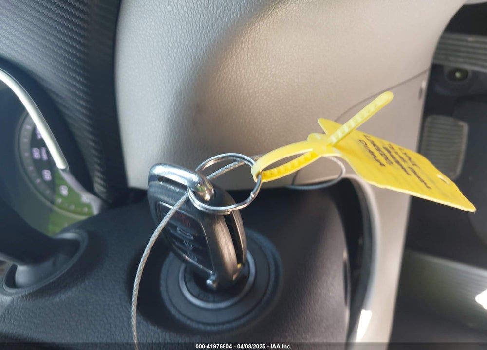 2019 HYUNDAI TUCSON SE VIN: KM8J23A45KU060400