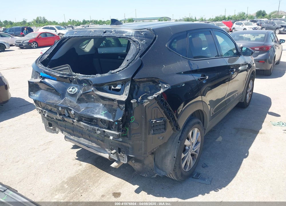 2019 HYUNDAI TUCSON SE VIN: KM8J23A45KU060400
