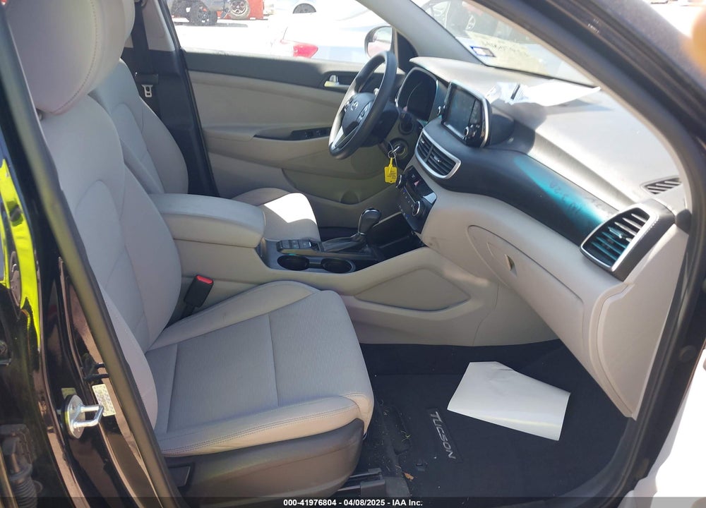 2019 HYUNDAI TUCSON SE VIN: KM8J23A45KU060400