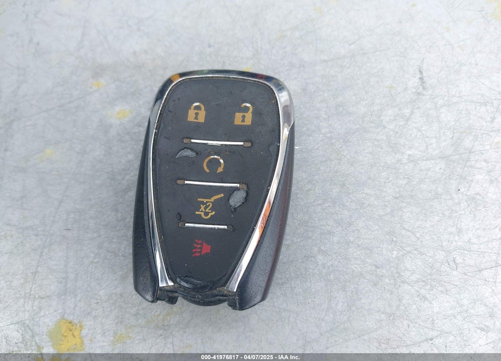 2018 CHEVROLET EQUINOX VIN: 2GNAXSEV2J6186186