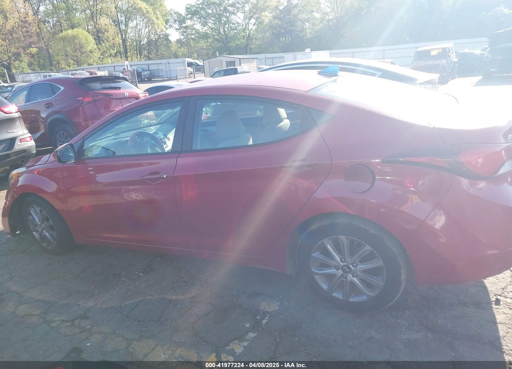 2016 HYUNDAI ELANTRA VIN: KMHDH4AE9GU518585
