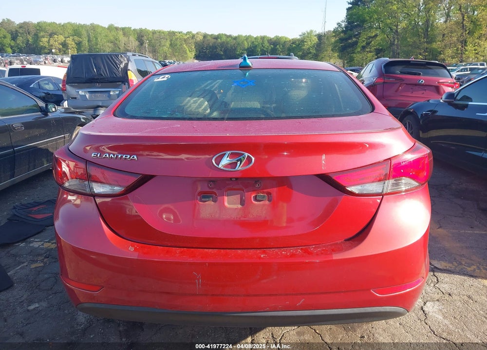 2016 HYUNDAI ELANTRA VIN: KMHDH4AE9GU518585