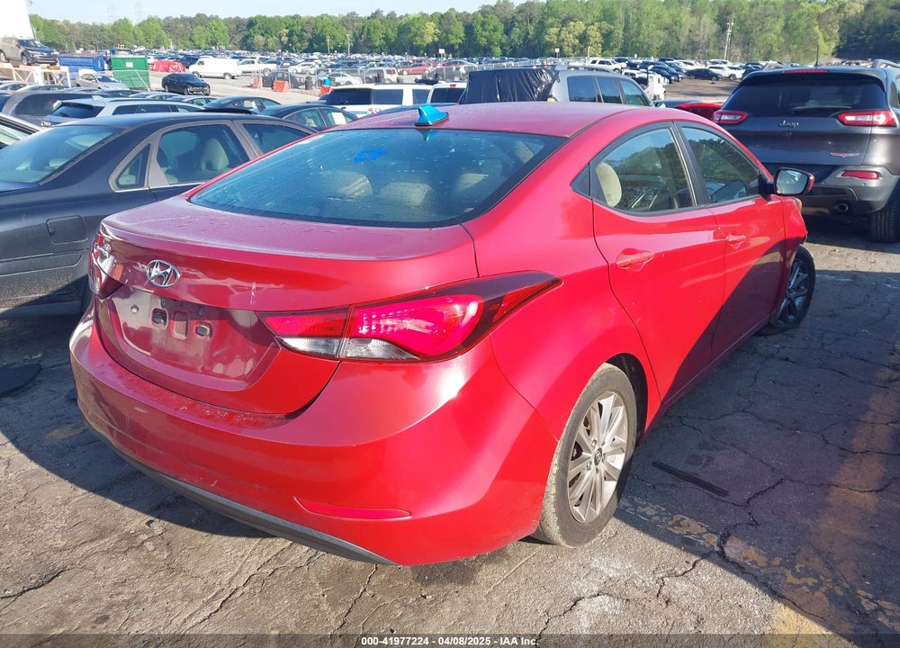 2016 HYUNDAI ELANTRA VIN: KMHDH4AE9GU518585