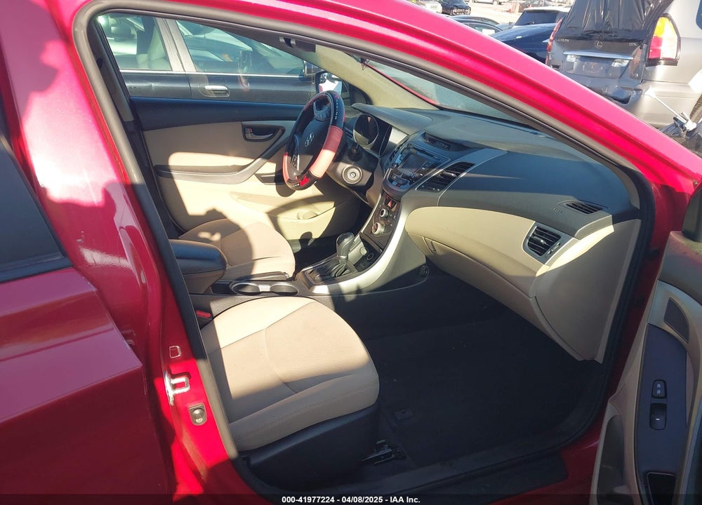 2016 HYUNDAI ELANTRA VIN: KMHDH4AE9GU518585