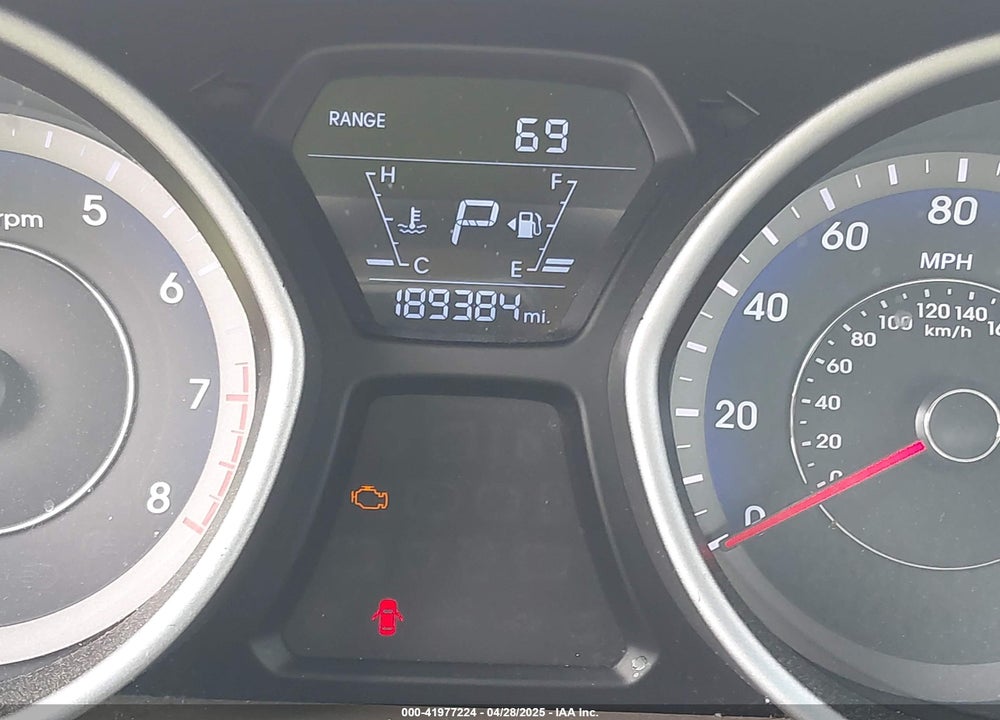 2016 HYUNDAI ELANTRA VIN: KMHDH4AE9GU518585