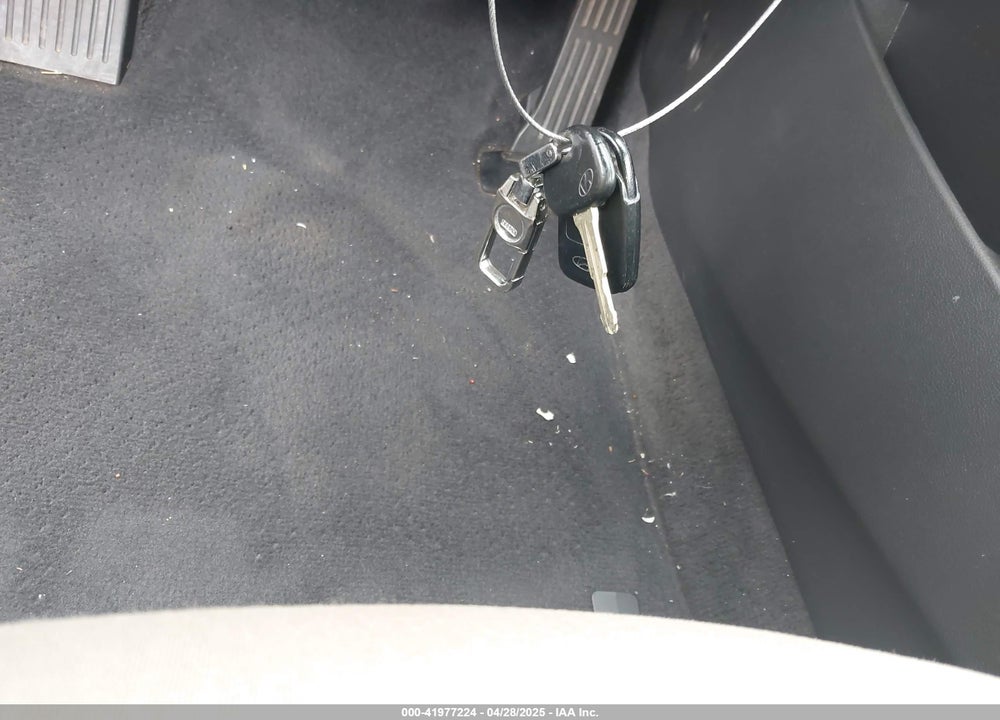 2016 HYUNDAI ELANTRA VIN: KMHDH4AE9GU518585