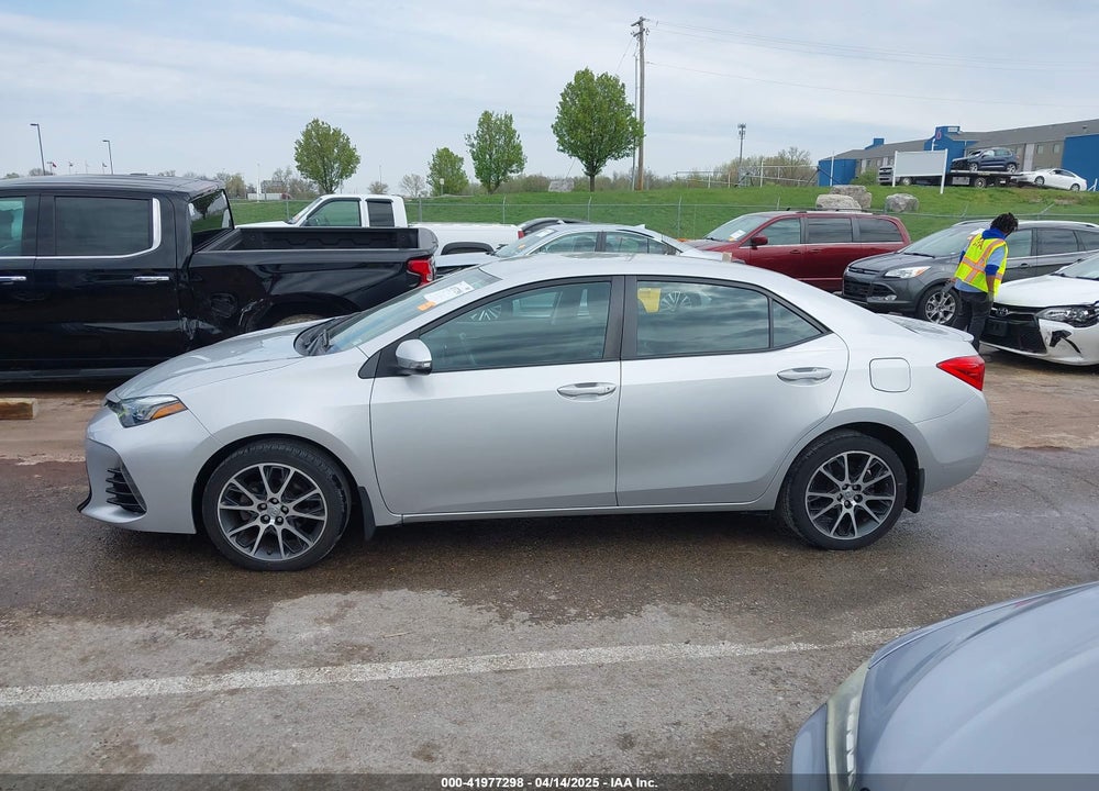 2017 TOYOTA COROLLA SE SPECIAL EDITION VIN: 5YFBURHE6HP646100