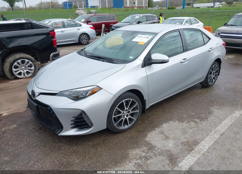 2017 TOYOTA COROLLA SE SPECIAL EDITION VIN: 5YFBURHE6HP646100
