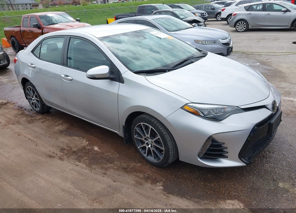 2017 TOYOTA COROLLA SE SPECIAL EDITION VIN: 5YFBURHE6HP646100