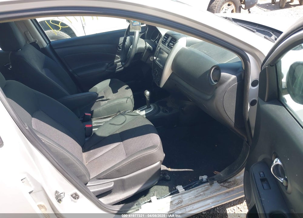 2019 NISSAN VERSA 1.6 SV VIN: 3N1CN7AP3KL844397