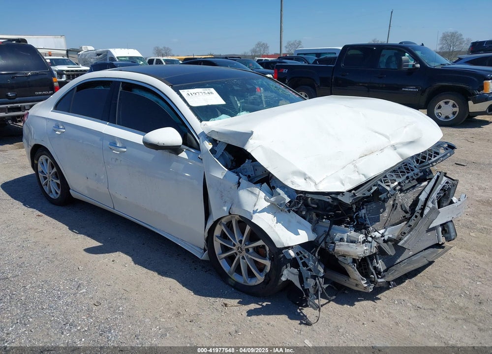 2019 MERCEDES-BENZ A 220 4MATIC VIN: WDD3G4FB3KW027630