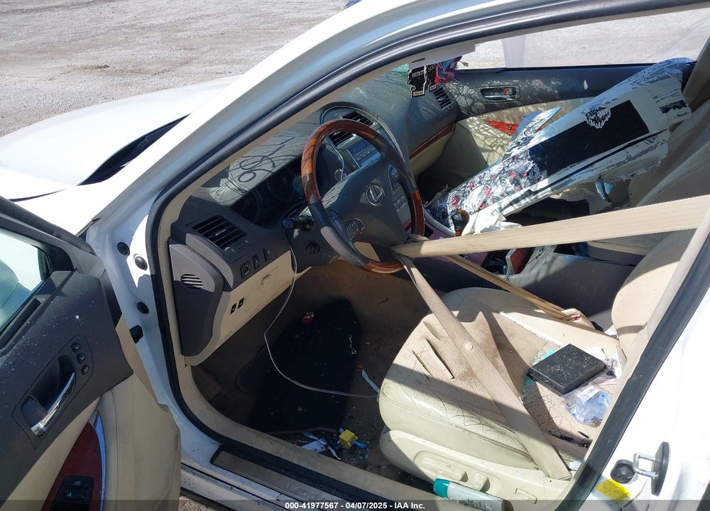 2011 LEXUS ES350 VIN: JTHBK1EGXB2444667