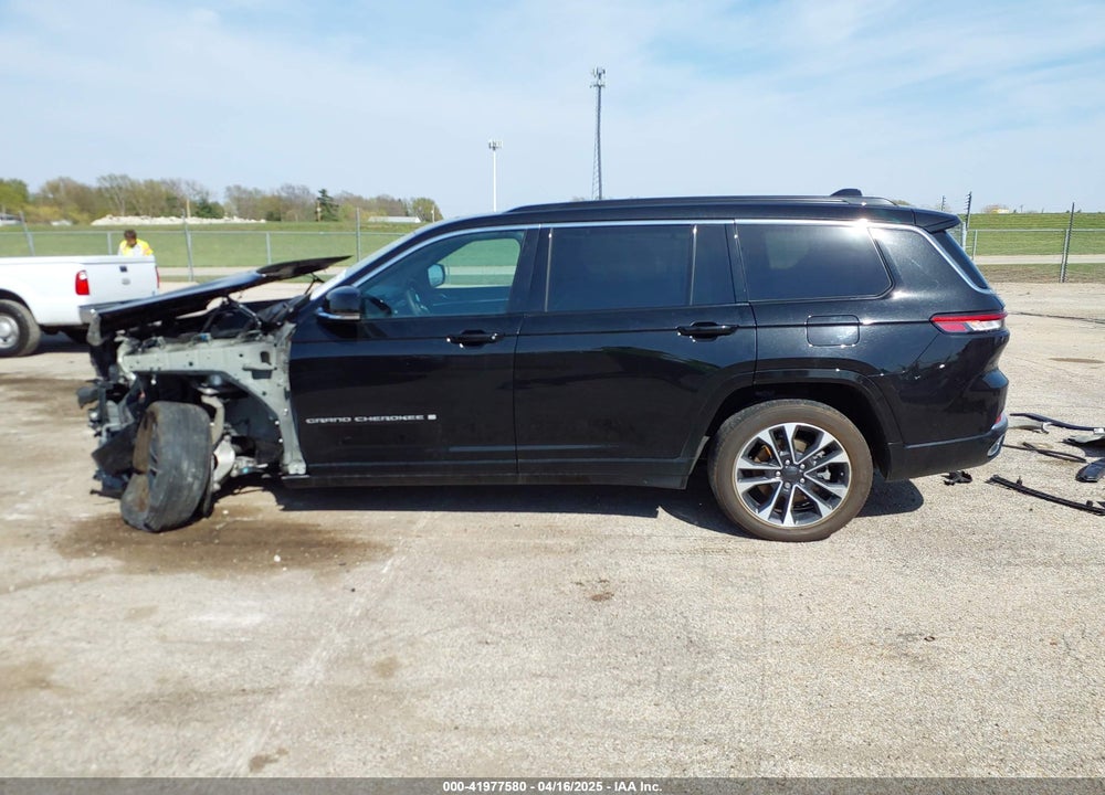 2024 JEEP GRAND CHEROKEE L OVERLAND 4X4 VIN: 1C4RJKDGXR8544351