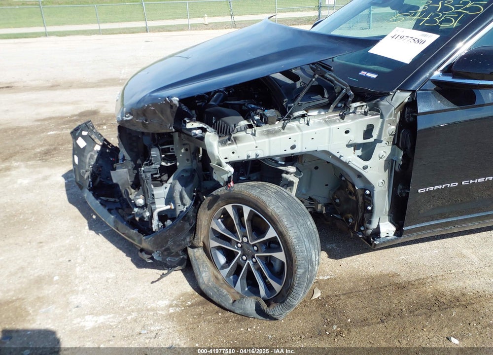 2024 JEEP GRAND CHEROKEE L OVERLAND 4X4 VIN: 1C4RJKDGXR8544351