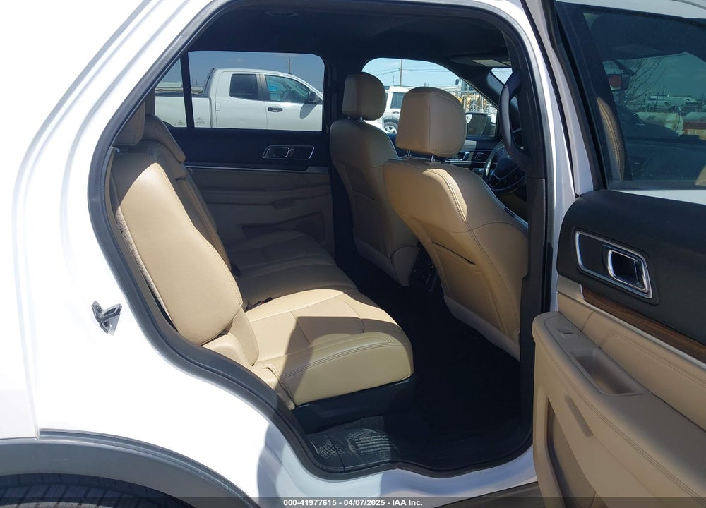 2017 FORD EXPLORER VIN: 1FM5K7FHXHGE08705