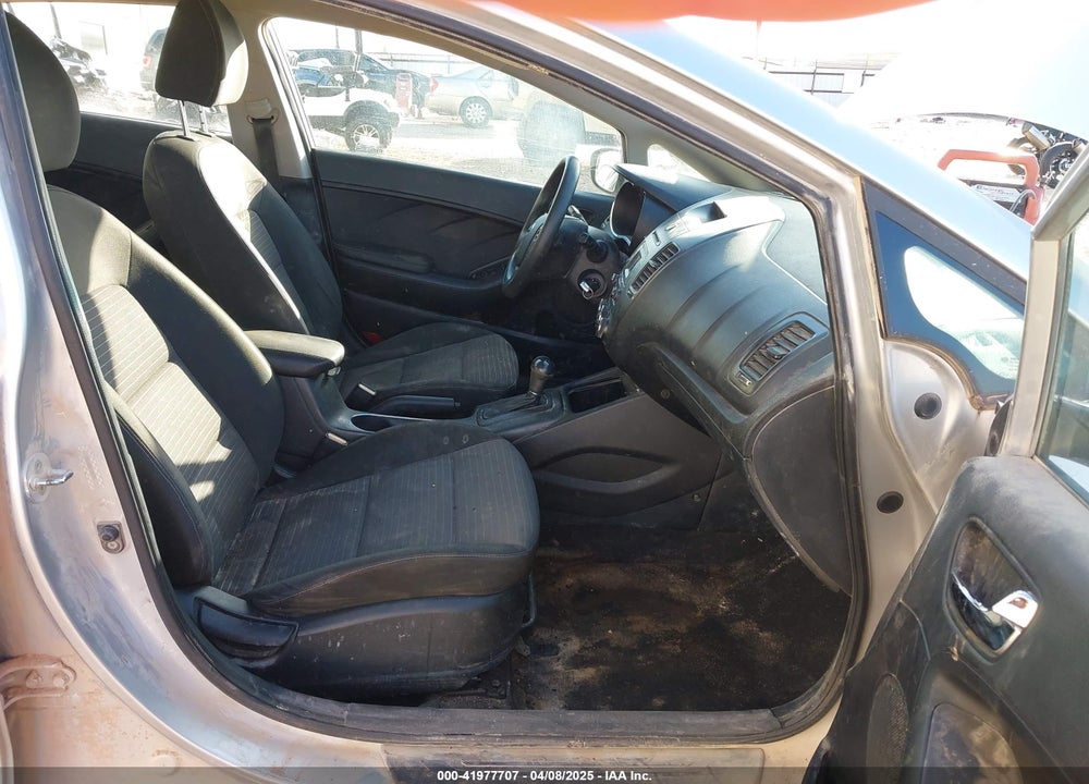 2015 KIA FORTE VIN: KNAFX4A62F5287219