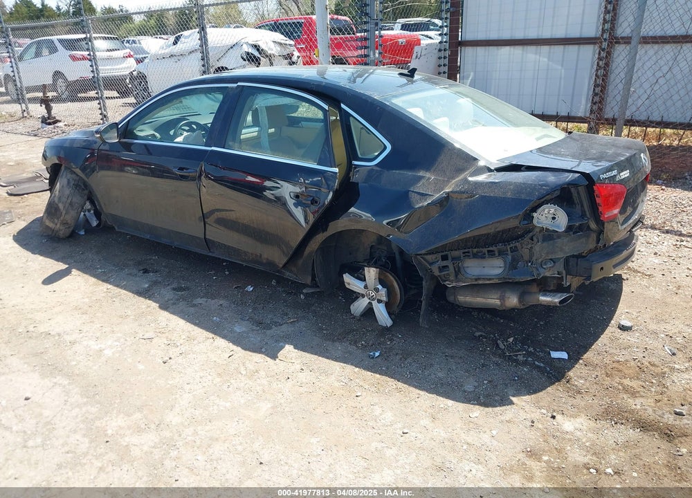 2012 VOLKSWAGEN PASSAT 2.5L SE VIN: 1VWBH7A37CC065205