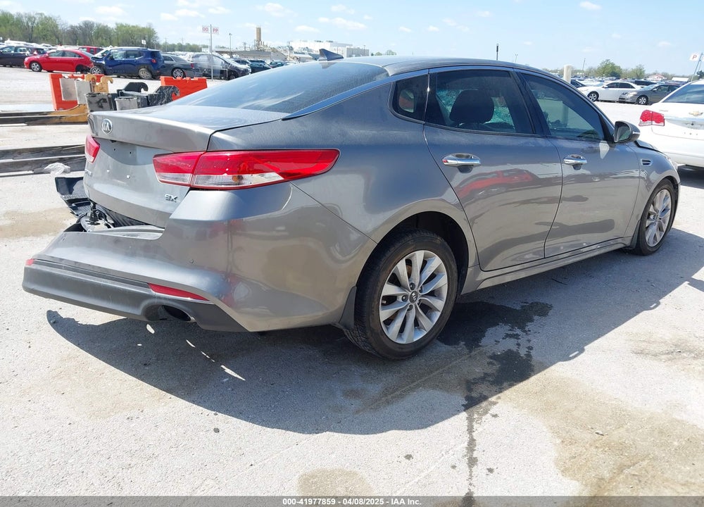 2018 KIA OPTIMA VIN: 5XXGU4L35JG206267