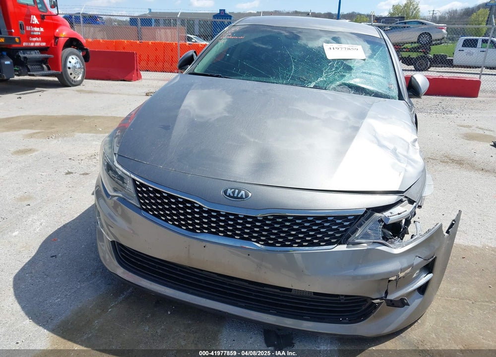 2018 KIA OPTIMA VIN: 5XXGU4L35JG206267
