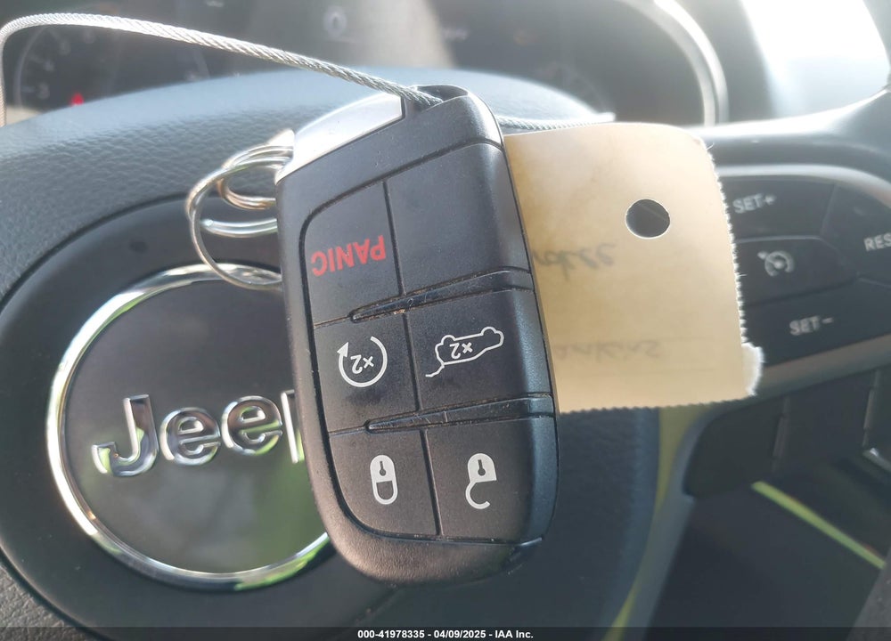 2019 JEEP GRAND CHEROKEE LIMITED 4X2 VIN: 1C4RJEBG4KC826590