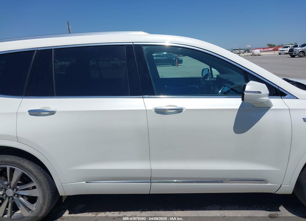 2021 CADILLAC XT6 FWD PREMIUM LUXURY VIN: 1GYKPCRS2MZ151718