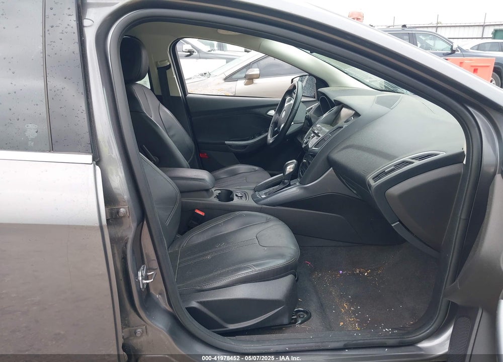 2013 FORD FOCUS VIN: 1FADP3N27DL312111