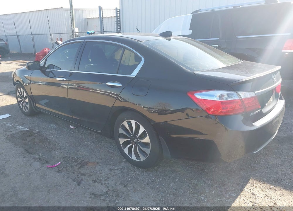 2015 HONDA ACCORD HYBRID VIN: 1HGCR6F53FA007943