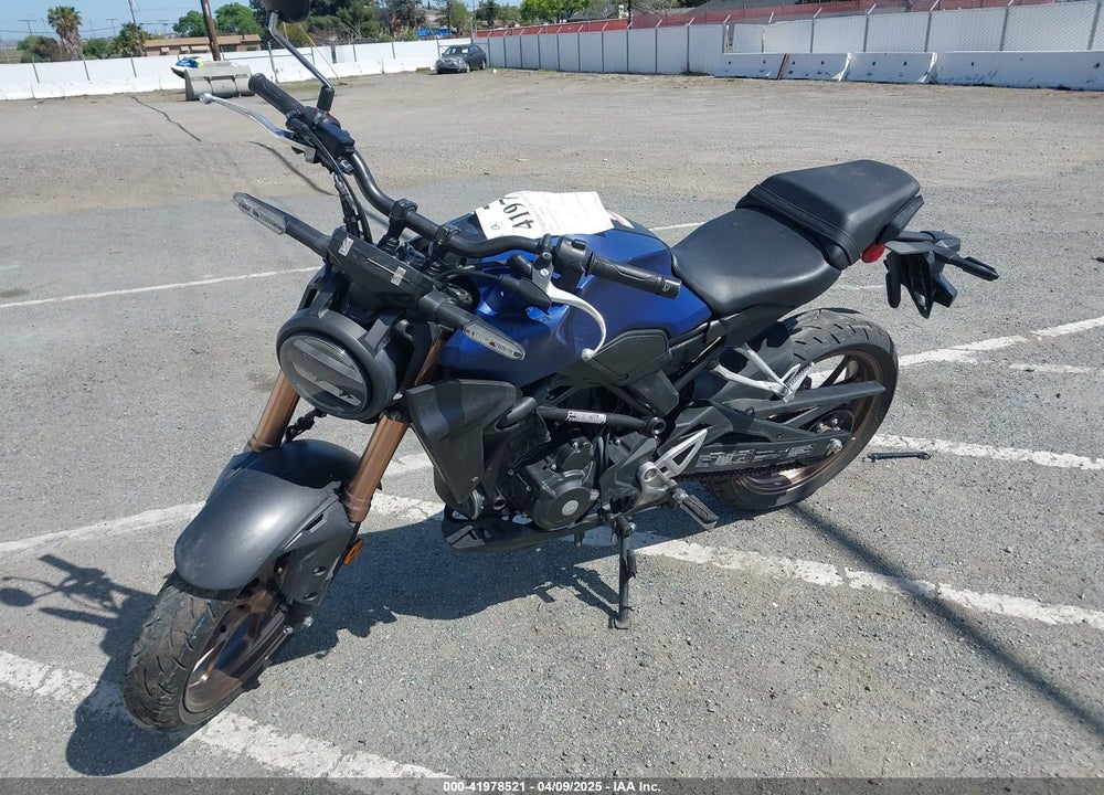 2021 HONDA CBF300 NA VIN: MLHNC555XM5100062