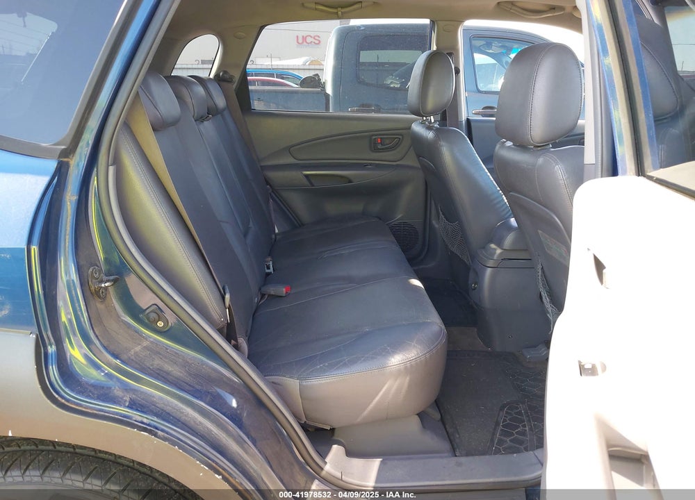 2005 HYUNDAI TUCSON GLS/LX VIN: KM8JN72D25U064079