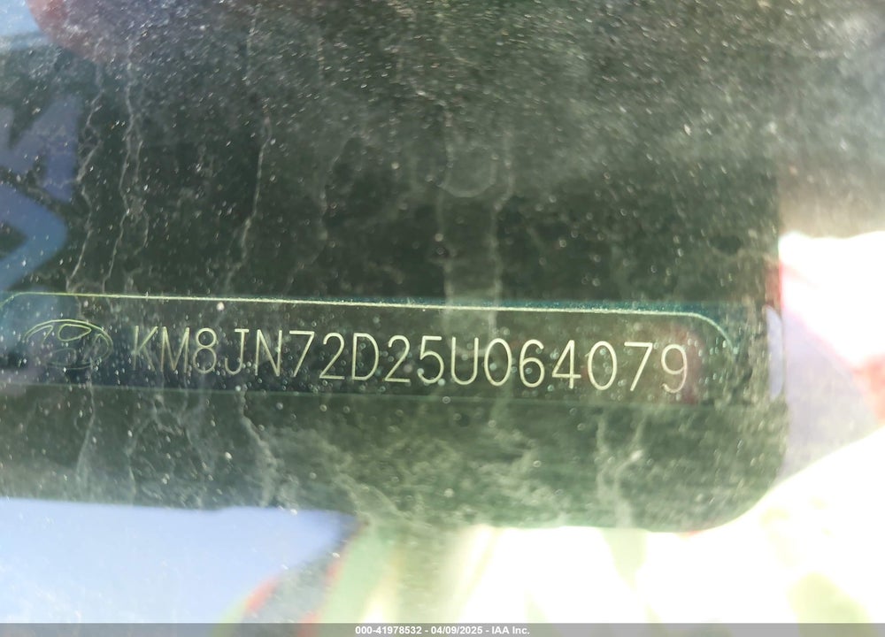 2005 HYUNDAI TUCSON GLS/LX VIN: KM8JN72D25U064079