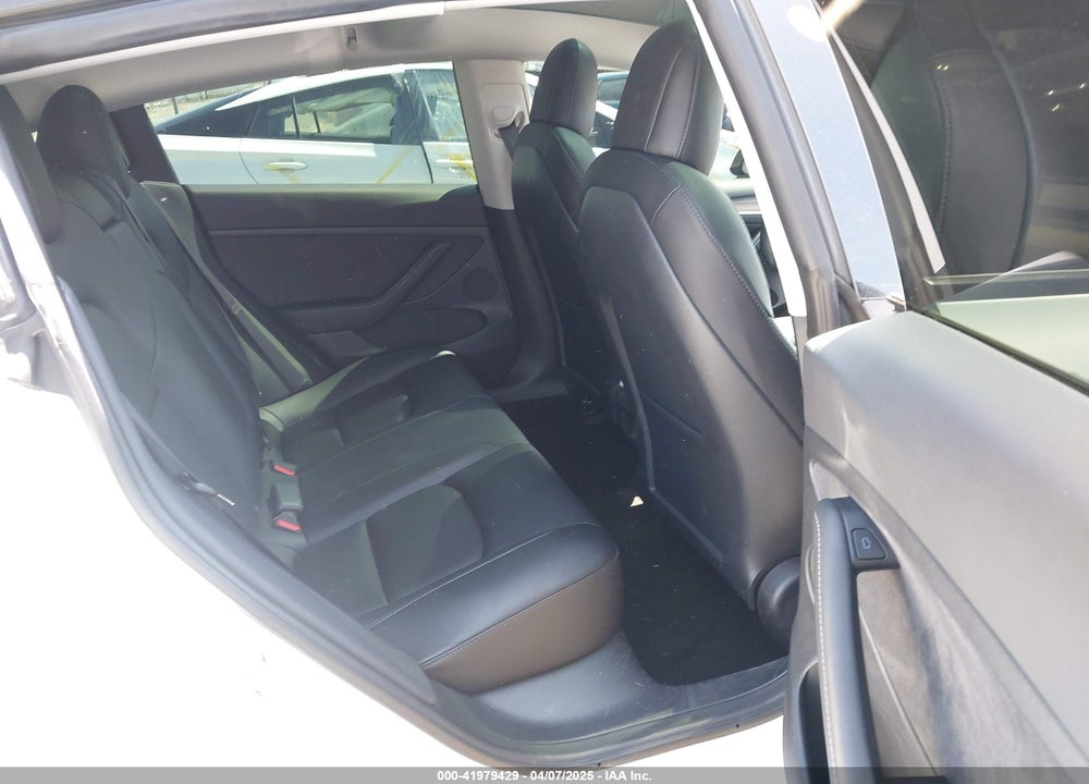 2022 TESLA MODEL 3 REAR-WHEEL DRIVE VIN: 5YJ3E1EA4NF114033