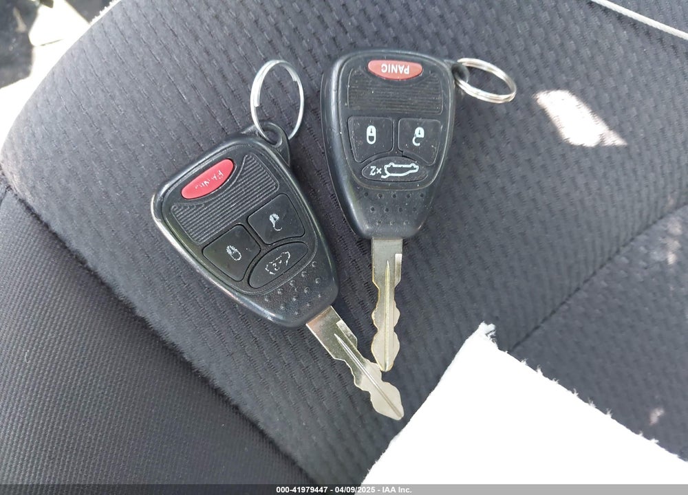 2013 CHRYSLER 200 VIN: 1C3CCBAB7DN733692