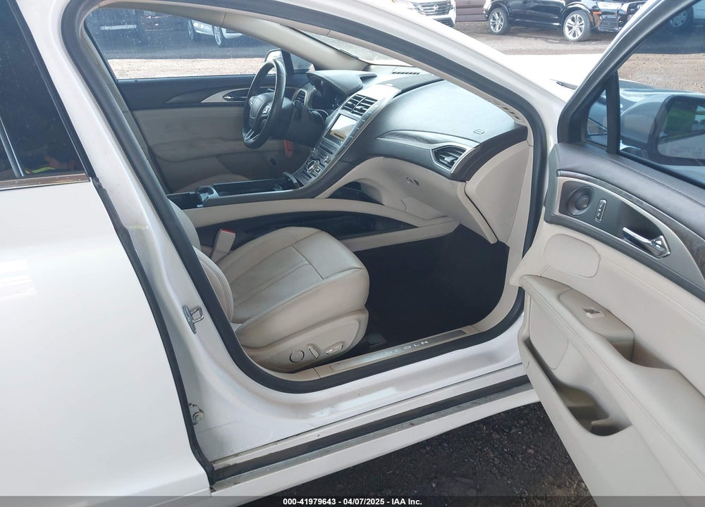 2019 LINCOLN MKZ VIN: 3LN6L5MU8KR608469
