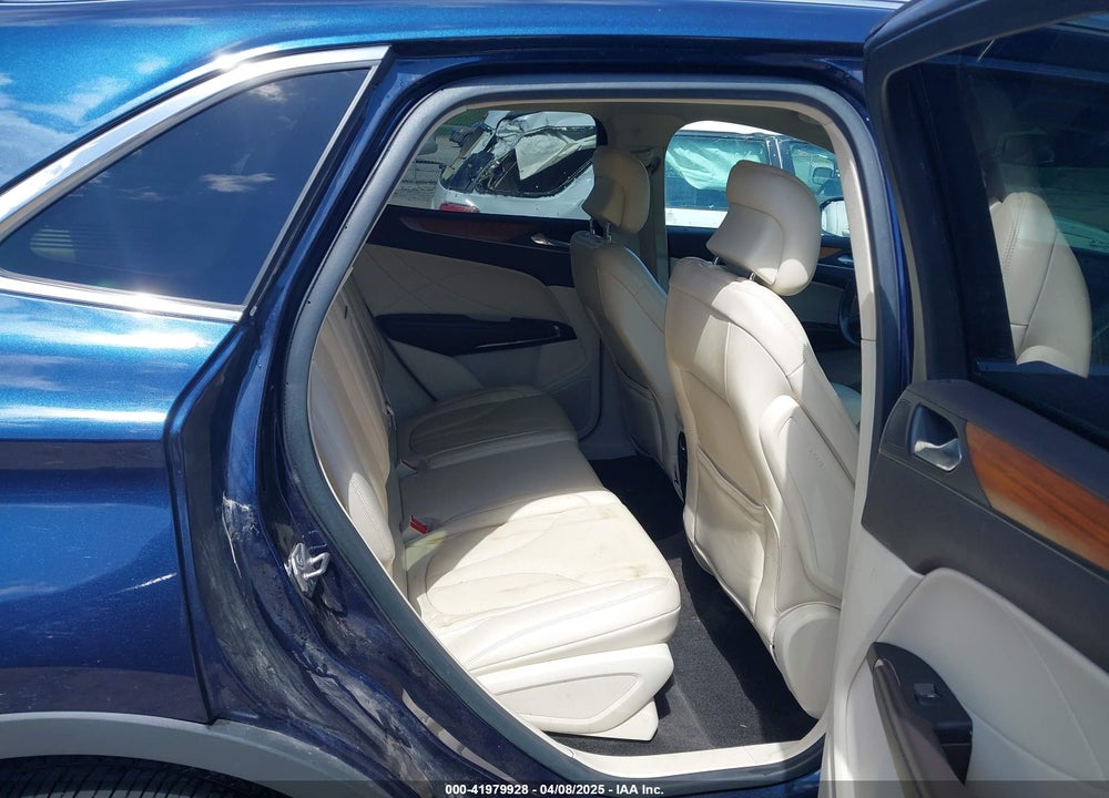 2015 LINCOLN MKC VIN: 5LMTJ2AH0FUJ45057