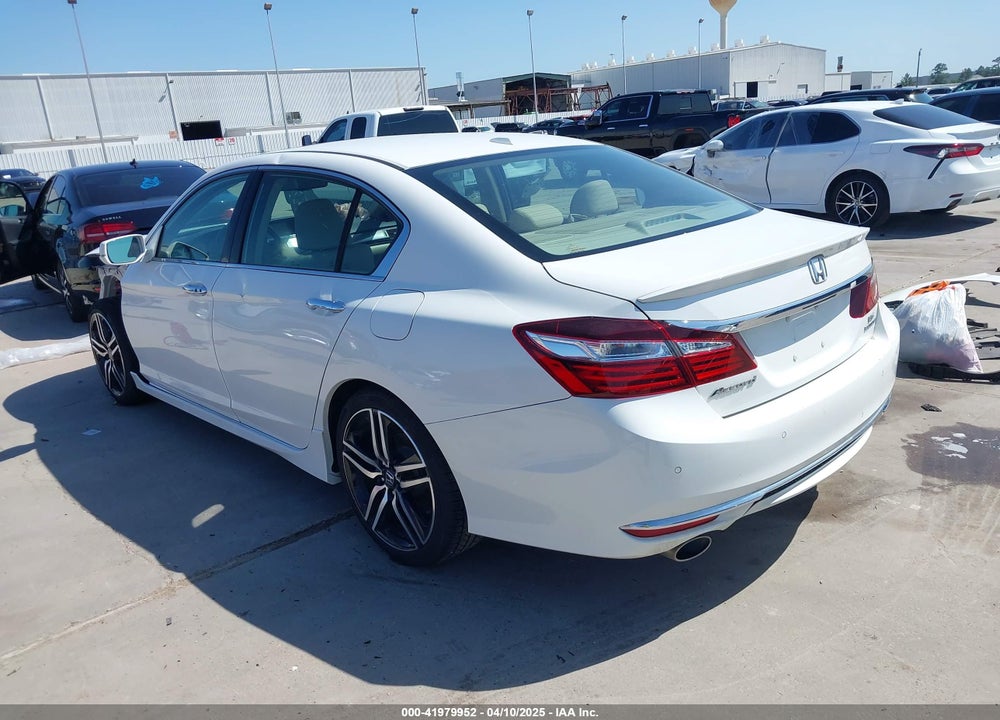 2017 HONDA ACCORD VIN: 1HGCR3F93HA040834