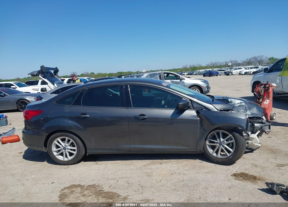 2018 FORD FOCUS SE VIN: 1FADP3F25JL258902