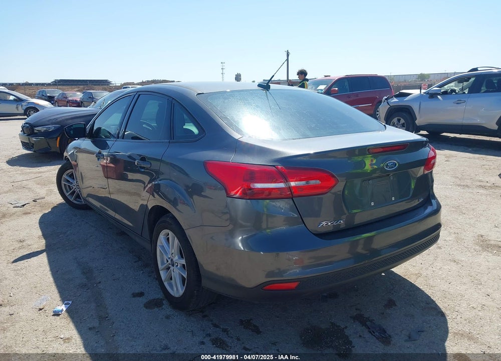 2018 FORD FOCUS SE VIN: 1FADP3F25JL258902