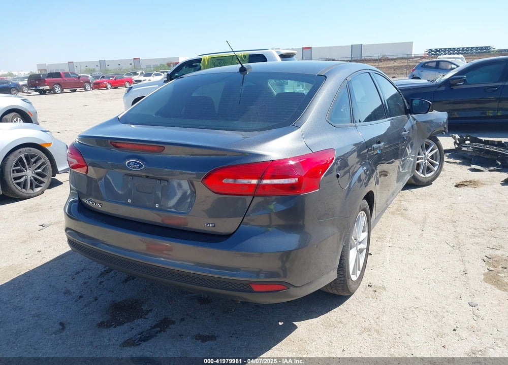 2018 FORD FOCUS SE VIN: 1FADP3F25JL258902
