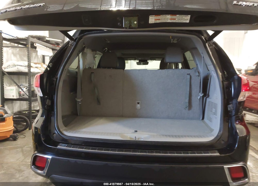 2019 TOYOTA HIGHLANDER LIMITED VIN: 5TDDZRFH1KS953891