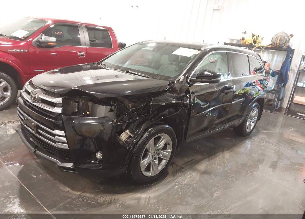 2019 TOYOTA HIGHLANDER LIMITED VIN: 5TDDZRFH1KS953891