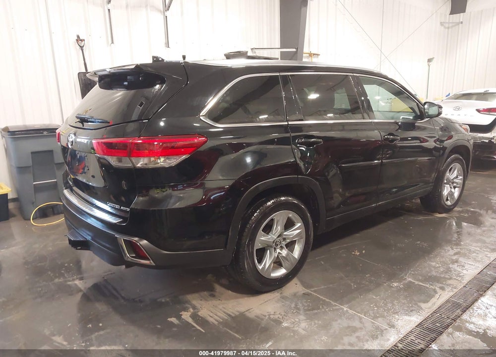 2019 TOYOTA HIGHLANDER LIMITED VIN: 5TDDZRFH1KS953891