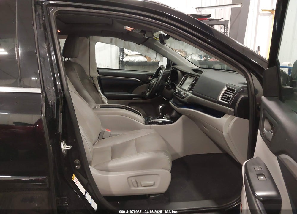2019 TOYOTA HIGHLANDER LIMITED VIN: 5TDDZRFH1KS953891