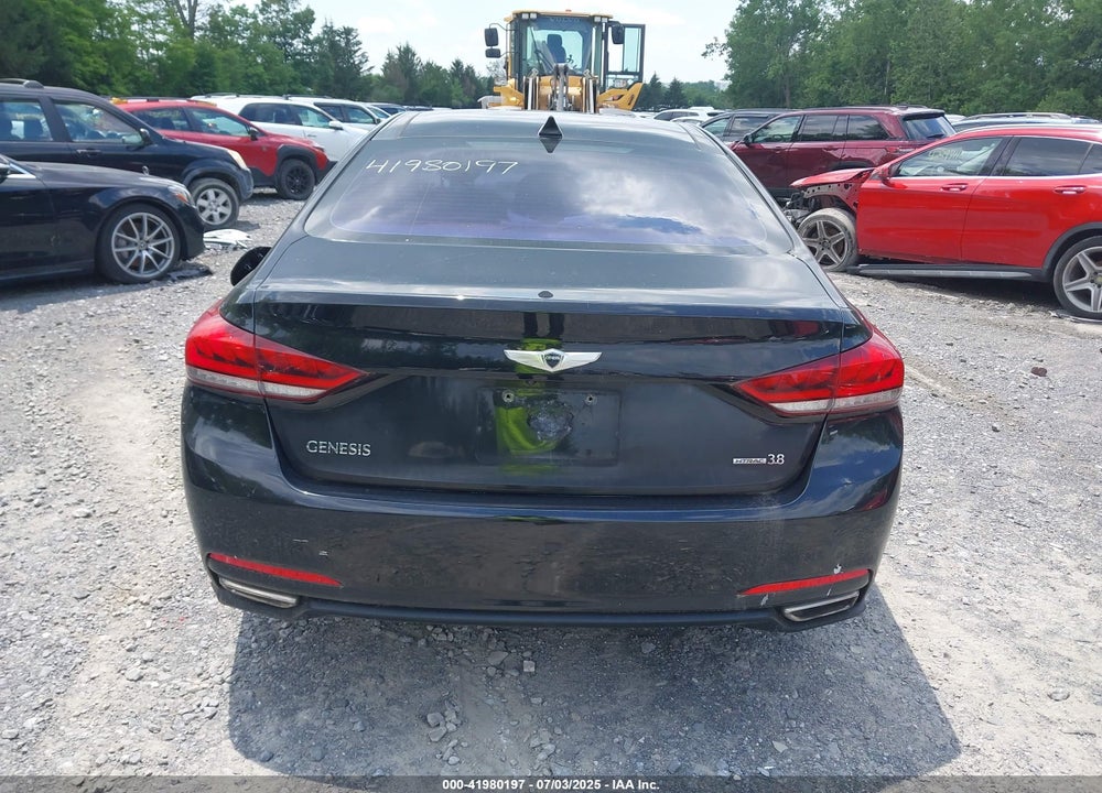 2015 HYUNDAI GENESIS VIN: KMHGN4JE8FU039756