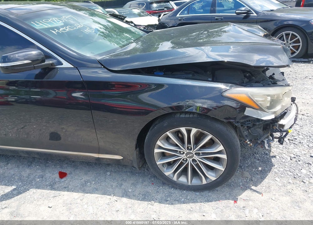2015 HYUNDAI GENESIS VIN: KMHGN4JE8FU039756