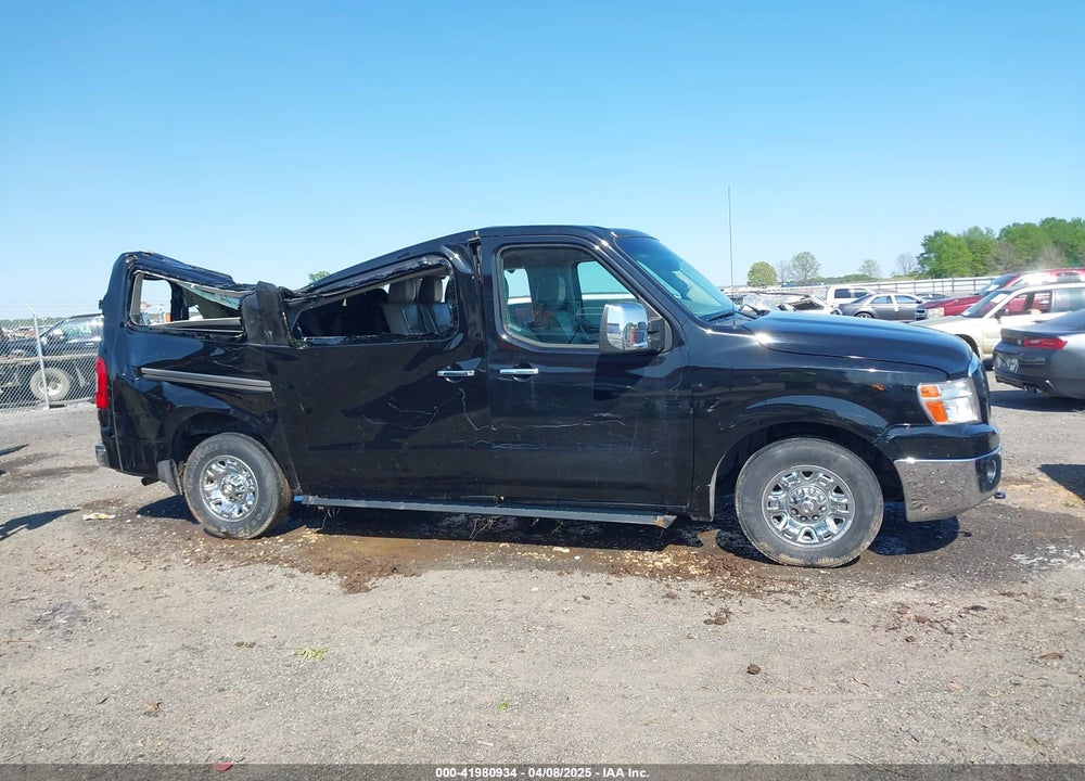 2018 NISSAN NV PASSENGER NV3500 HD SL V8 VIN: 5BZAF0AA1JN851478